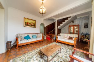 Casa com 260m², 3 dormitórios no bairro Petrópolis em Porto Alegre para Alugar