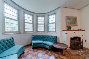 Casa com 260m², 3 dormitórios no bairro Petrópolis em Porto Alegre para Alugar