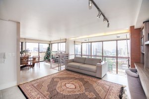 Cobertura com 155m², 3 dormitórios no bairro Auxiliadora em Porto Alegre para Alugar