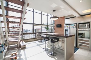 Cobertura com 155m², 3 dormitórios no bairro Auxiliadora em Porto Alegre para Alugar