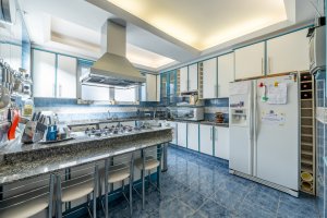 Casa com 500m², 3 dormitórios no bairro Petrópolis em Porto Alegre para Alugar