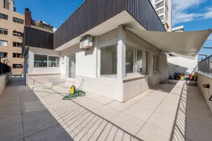 Cobertura com 342m², 3 dormitórios no bairro Petrópolis em Porto Alegre para Alugar