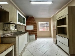 Casa com 140m², 3 dormitórios no bairro São Geraldo em Porto Alegre para Alugar