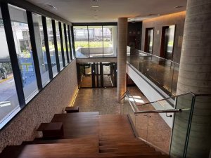 Apartamento com 24m², 1 dormitório no bairro Moinhos de Vento em Porto Alegre para Alugar