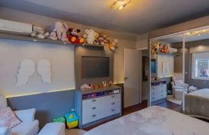 Casa com 305m², 2 dormitórios no bairro Jardim Lindóia em Porto Alegre para Alugar