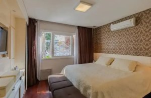 Casa com 305m², 2 dormitórios no bairro Jardim Lindóia em Porto Alegre para Alugar