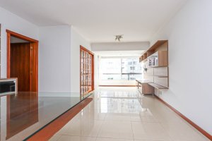 Apartamento com 121m², 3 dormitórios no bairro Petrópolis em Porto Alegre para Alugar
