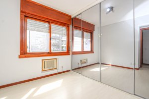 Apartamento com 121m², 3 dormitórios no bairro Petrópolis em Porto Alegre para Alugar