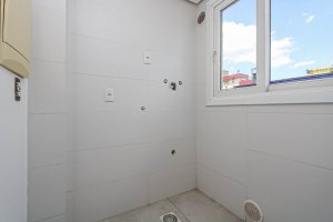 Apartamento com 75m², 2 dormitórios no bairro Petrópolis em Porto Alegre para Alugar