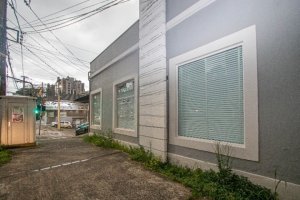 Loja com 110m² no bairro Petrópolis em Porto Alegre para Alugar