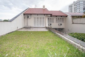 Casa com 433m², 4 dormitórios no bairro Petrópolis em Porto Alegre para Alugar