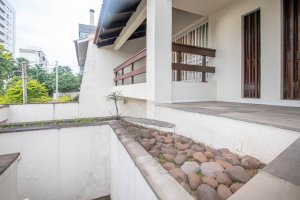 Casa com 433m², 4 dormitórios no bairro Petrópolis em Porto Alegre para Alugar
