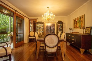 Apartamento com 280m², 5 dormitórios no bairro Petrópolis em Porto Alegre para Alugar