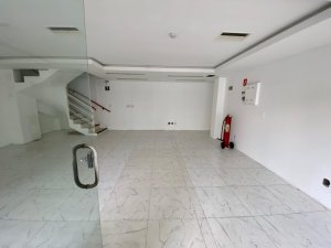 Loja com 77m² no bairro Independência em Porto Alegre para Alugar