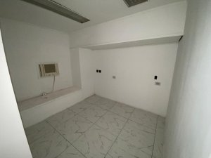 Loja com 77m² no bairro Independência em Porto Alegre para Alugar
