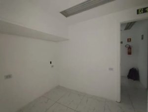 Loja com 77m² no bairro Independência em Porto Alegre para Alugar