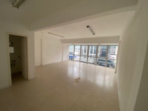 Sala Comercial com 70m² no bairro Moinhos de Vento em Porto Alegre para Alugar