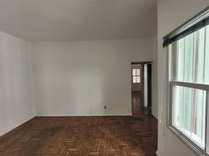 Apartamento com 80m², 2 dormitórios no bairro Rio Branco em Porto Alegre para Alugar