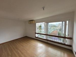 Apartamento com 110m², 3 dormitórios no bairro Rio Branco em Porto Alegre para Alugar
