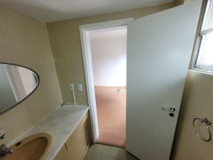 Apartamento com 110m², 3 dormitórios no bairro Rio Branco em Porto Alegre para Alugar