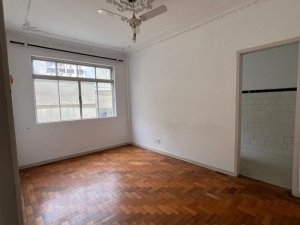 Apartamento com 70m², 2 dormitórios no bairro Centro Histórico em Porto Alegre para Alugar