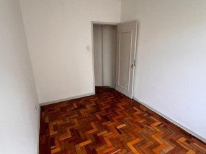 Apartamento com 70m², 2 dormitórios no bairro Centro Histórico em Porto Alegre para Alugar