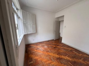 Apartamento com 70m², 2 dormitórios no bairro Centro Histórico em Porto Alegre para Alugar