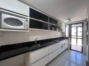 Apartamento com 111m², 1 dormitório no bairro Petrópolis em Porto Alegre para Alugar