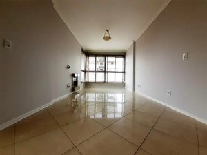 Apartamento com 110m², 3 dormitórios no bairro Petrópolis em Porto Alegre para Alugar