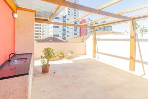 Prédio Comercial com 200m² no bairro Menino Deus em Porto Alegre para Alugar