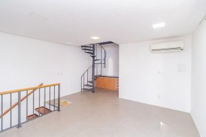 Prédio Comercial com 200m² no bairro Menino Deus em Porto Alegre para Alugar