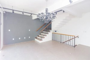 Prédio Comercial com 200m² no bairro Menino Deus em Porto Alegre para Alugar