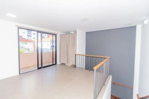 Prédio Comercial com 200m² no bairro Menino Deus em Porto Alegre para Alugar