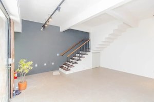 Prédio Comercial com 200m² no bairro Menino Deus em Porto Alegre para Alugar
