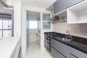 Apartamento com 80m², 2 dormitórios no bairro Passo da Areia em Porto Alegre para Alugar