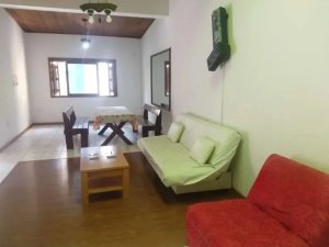 Casa com 300m², 6 dormitórios no bairro Centro Histórico em Porto Alegre para Alugar