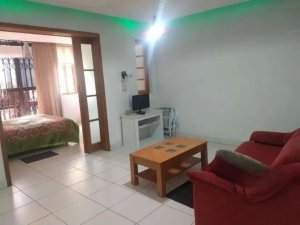 Casa com 300m², 6 dormitórios no bairro Centro Histórico em Porto Alegre para Alugar