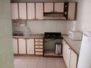 Casa com 300m², 6 dormitórios no bairro Centro Histórico em Porto Alegre para Alugar