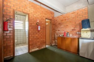 Depósito com 790m² no bairro Jardim Itu em Porto Alegre para Alugar