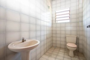 Depósito com 790m² no bairro Jardim Itu em Porto Alegre para Alugar