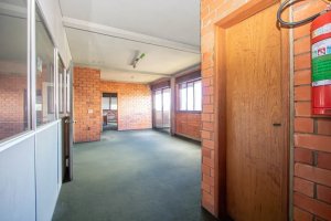 Depósito com 790m² no bairro Jardim Itu em Porto Alegre para Alugar