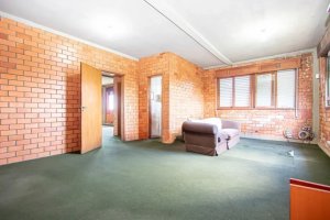 Depósito com 790m² no bairro Jardim Itu em Porto Alegre para Alugar