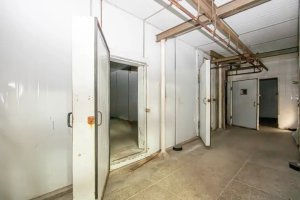 Depósito com 790m² no bairro Jardim Itu em Porto Alegre para Alugar