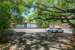 Depósito com 790m² no bairro Jardim Itu em Porto Alegre para Alugar