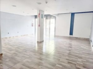 Loja com 73m² no bairro Azenha em Porto Alegre para Alugar