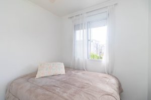 Apartamento com 67m², 3 dormitórios no bairro Humaitá em Porto Alegre para Alugar