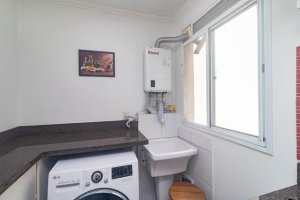 Apartamento com 67m², 3 dormitórios no bairro Humaitá em Porto Alegre para Alugar