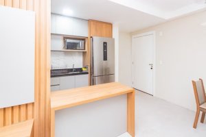 Apartamento com 50m², 2 dormitórios no bairro Humaitá em Porto Alegre para Alugar