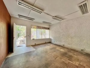 Casa comercial com 180m² no bairro Jardim Botânico em Porto Alegre para Alugar