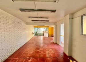 Casa comercial com 180m² no bairro Jardim Botânico em Porto Alegre para Alugar